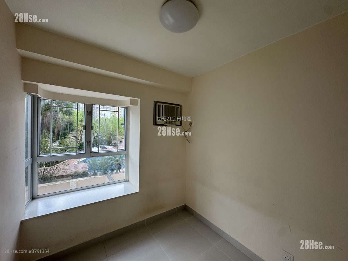 太湖花园 租盘 3 房 , 2 浴室 590 平方尺