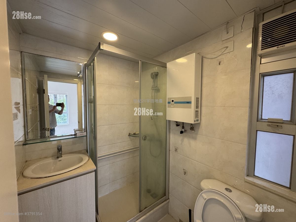 太湖花园 租盘 3 房 , 2 浴室 590 平方尺