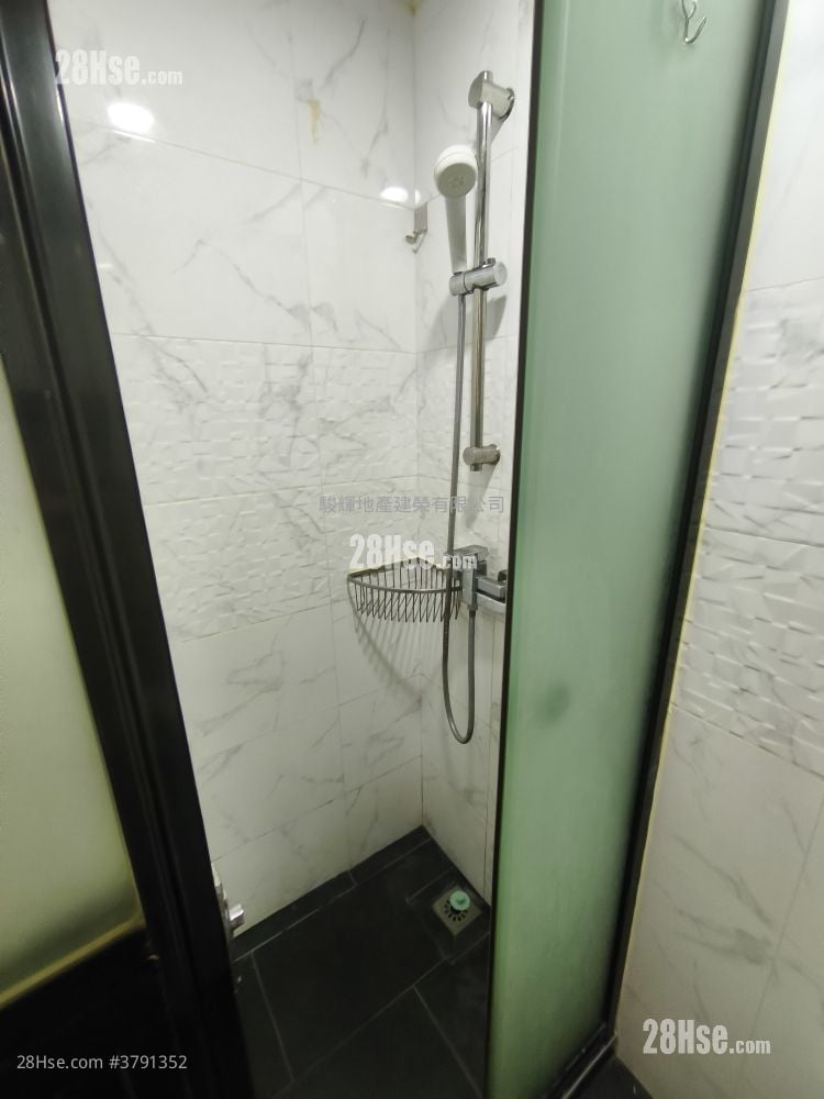 Sincere House Rental Studio , 1 Bathroom 120 ft²