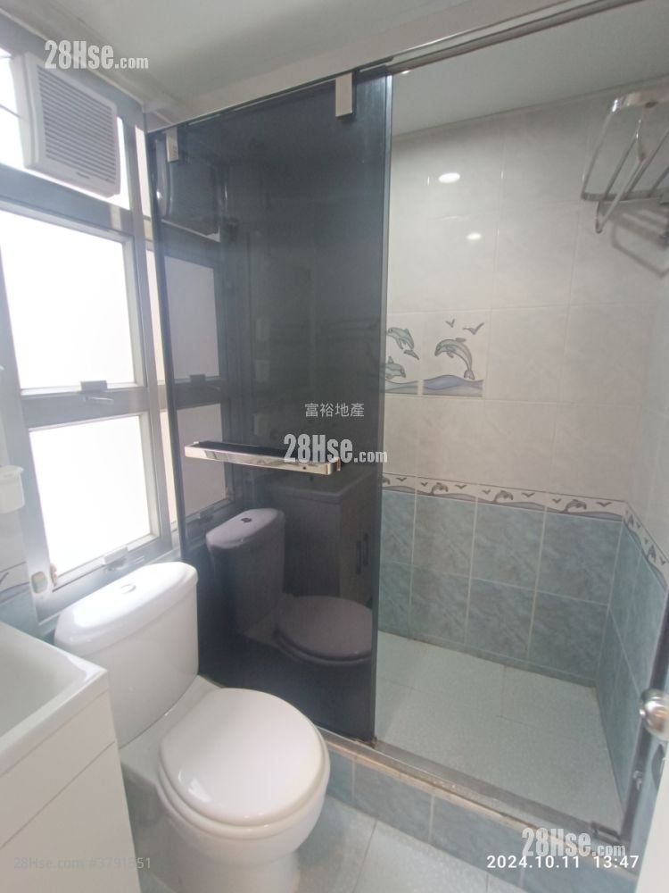 Po Thai Building Rental 2 Bedrooms , 1 Bathroom 357 ft²