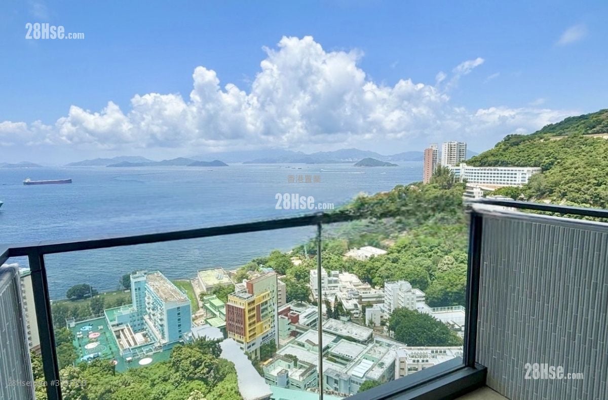 Victoria Coast Rental 2 Bedrooms , 2 Bathrooms 1,361 ft²