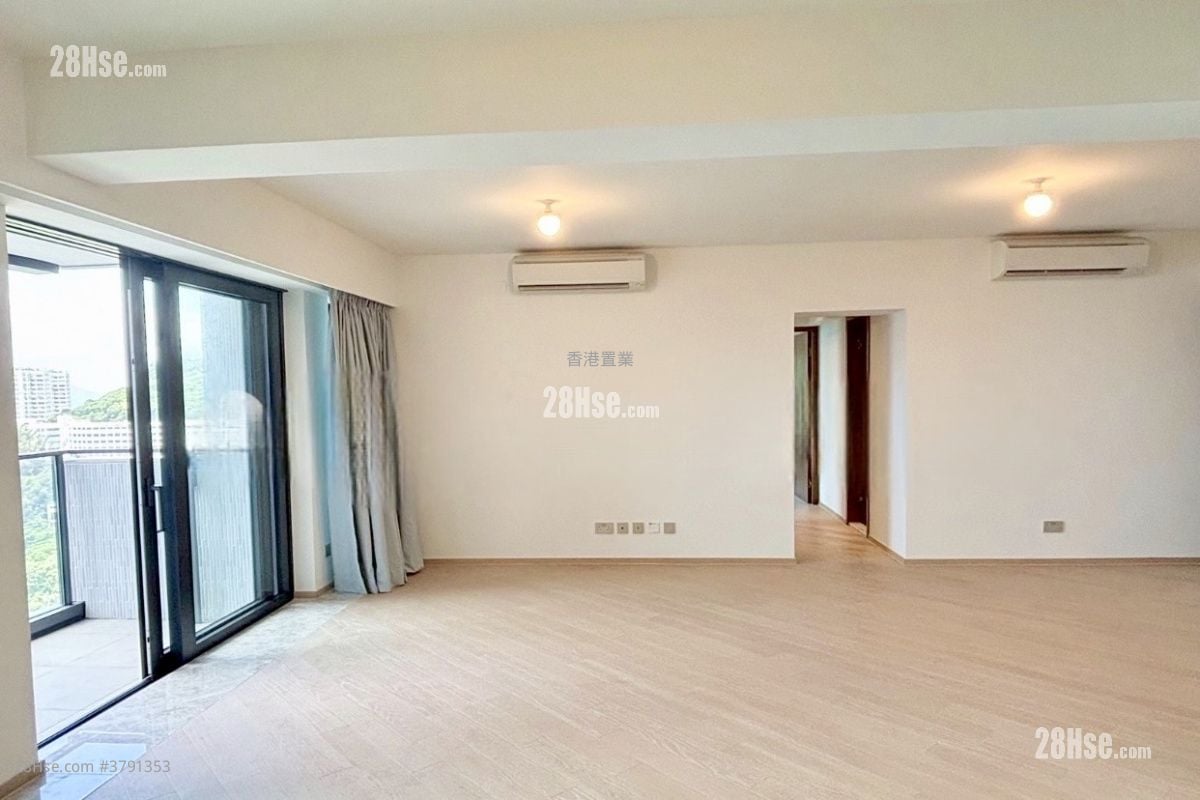 Victoria Coast Rental 2 Bedrooms , 2 Bathrooms 1,361 ft²