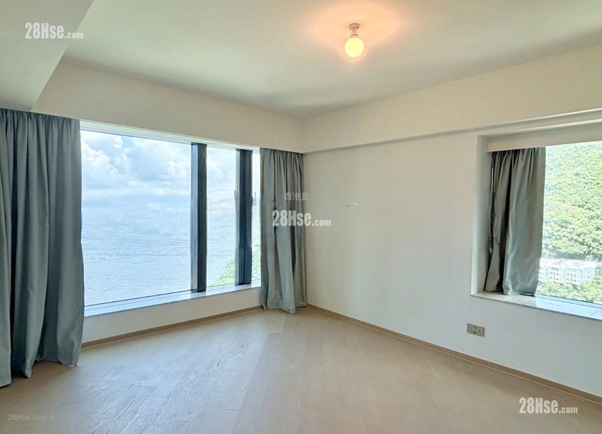 Victoria Coast Rental 2 Bedrooms , 2 Bathrooms 1,361 ft²