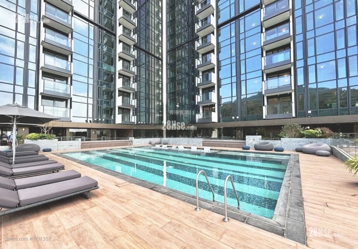 Victoria Coast Rental 2 Bedrooms , 2 Bathrooms 1,361 ft²