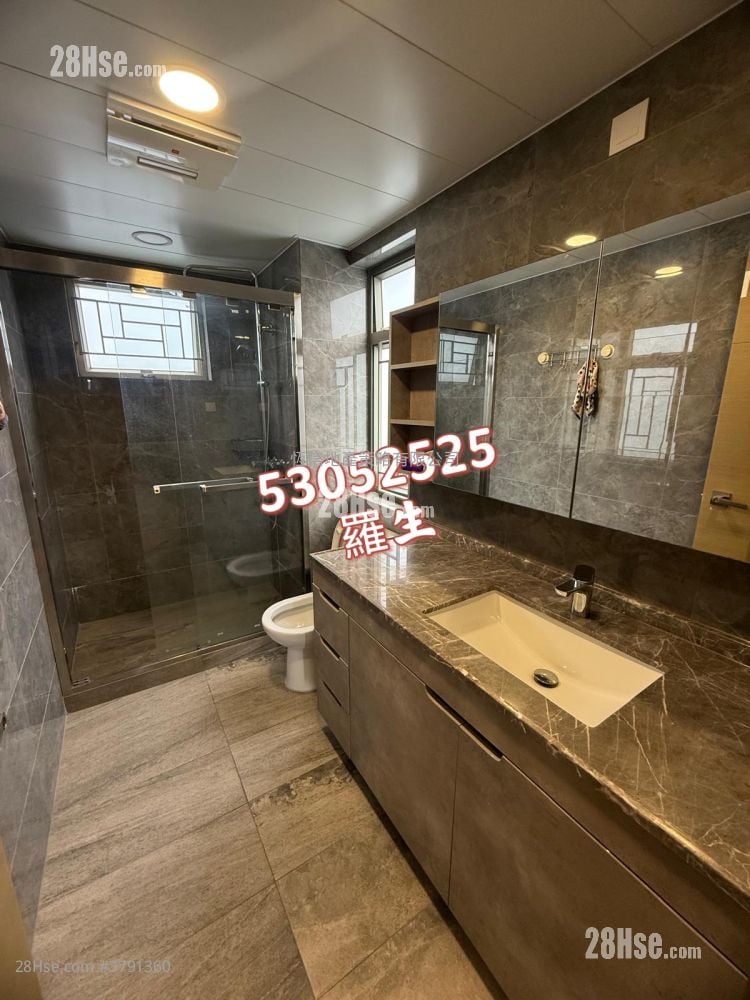 Village Sell 5+ Bedrooms , 4 Bathrooms 700 ft²