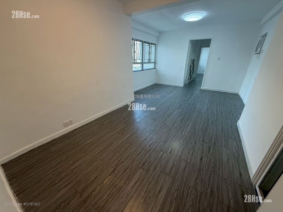 Serene Garden Sell 3 Bedrooms , 1 Bathroom 590 ft²