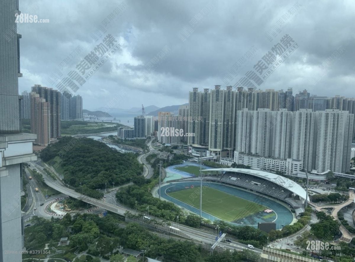 海悦豪园 售盘 3 房 672 平方尺