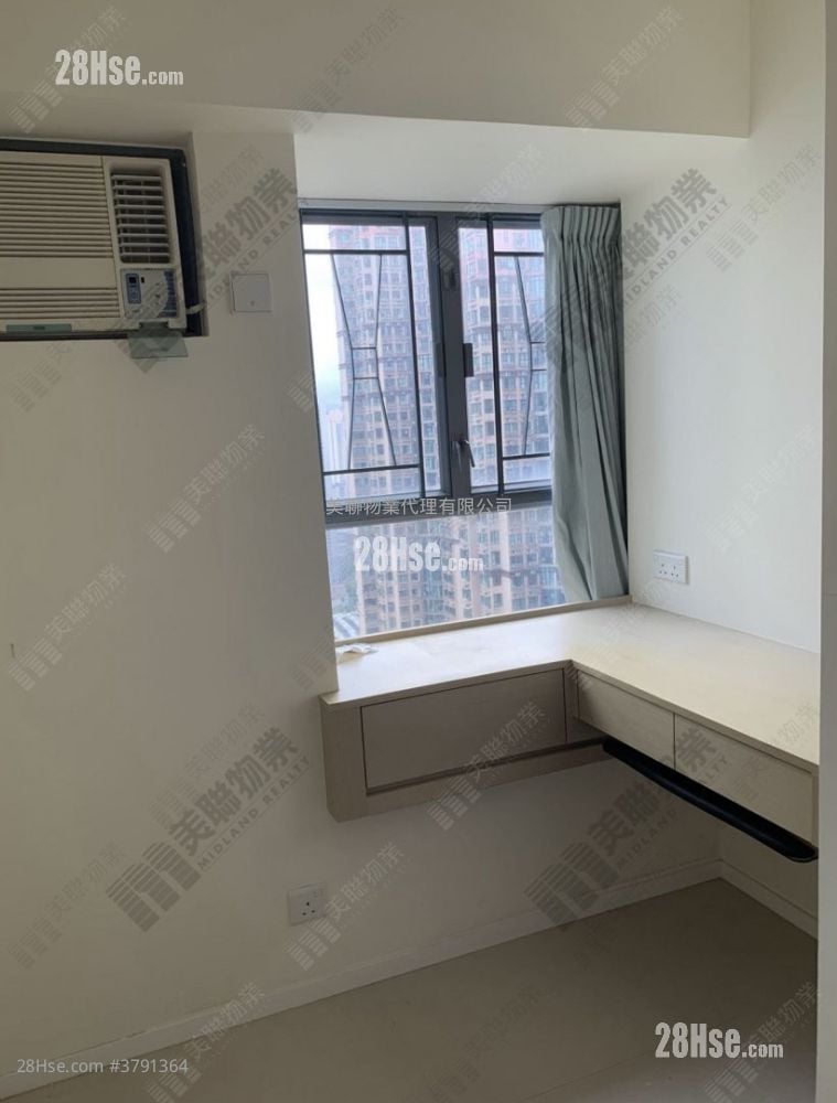 海悦豪园 售盘 3 房 672 平方尺