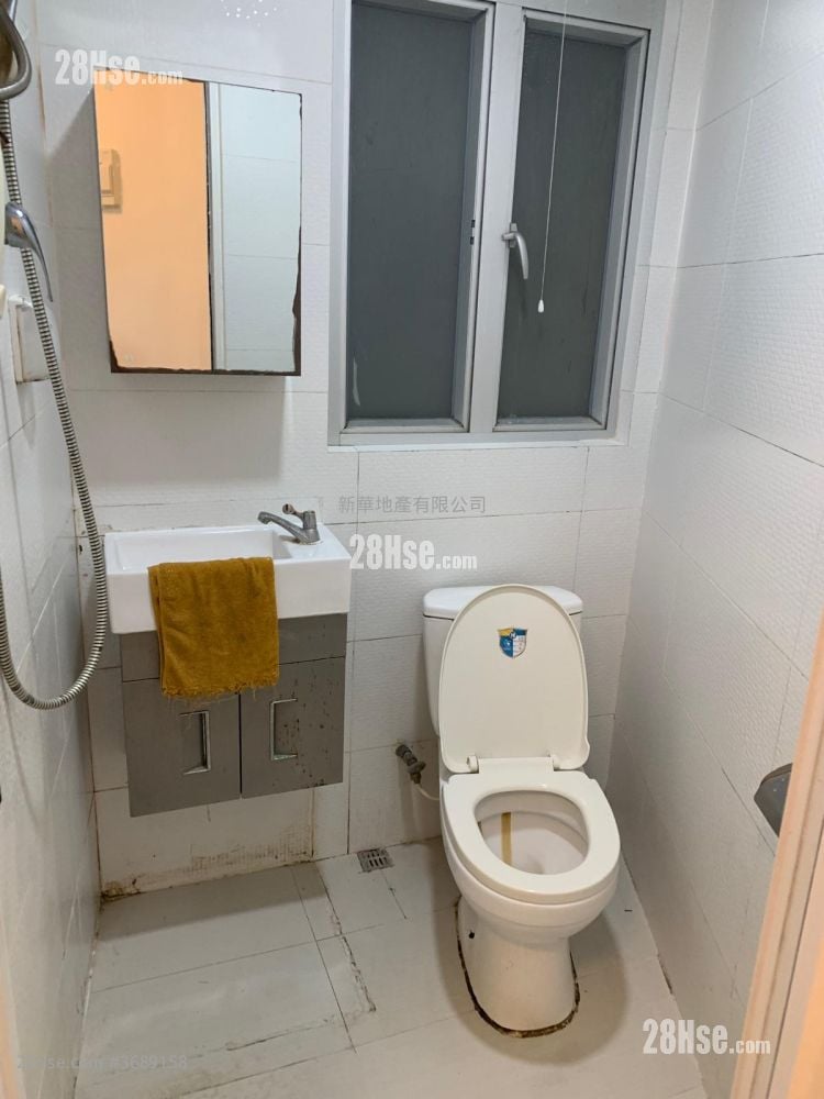 Wai Lee Building Rental 1 Bedroom , 1 Bathroom 250 ft²