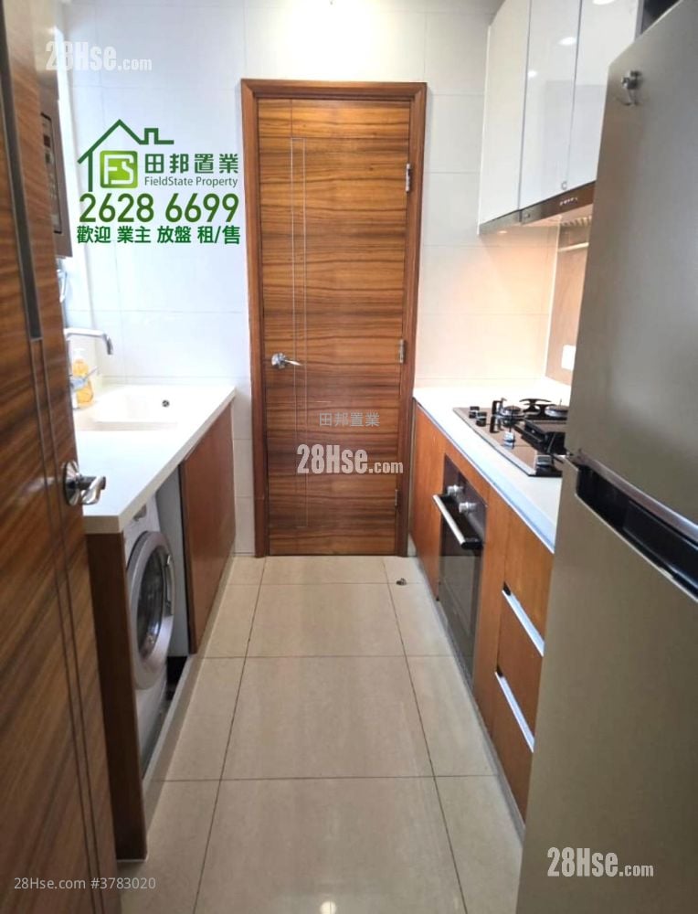 Primrose Hill Rental 4 Bedrooms , 2 Bathrooms 911 ft²