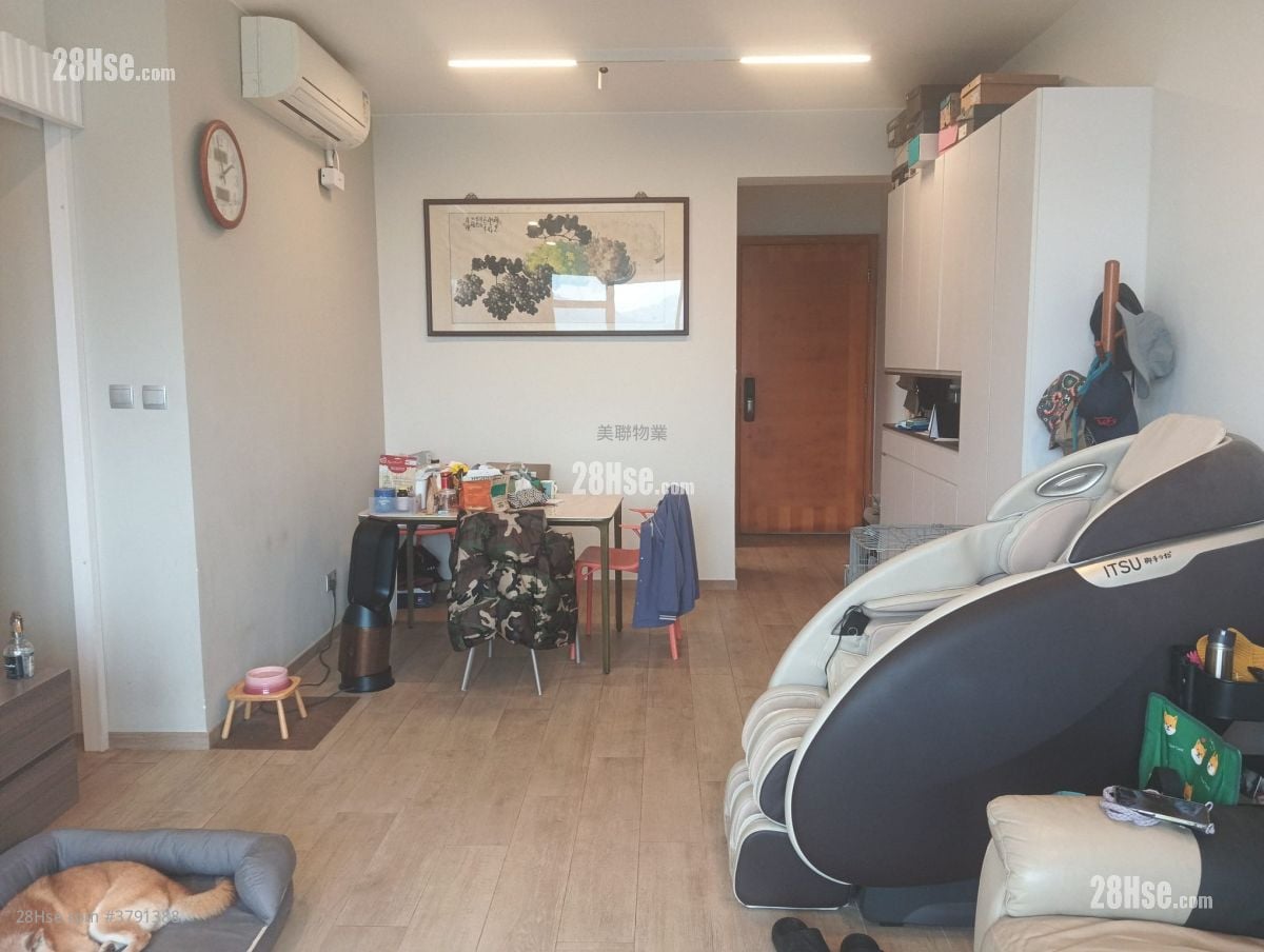 The Grandville Sell 4 Bedrooms , 3 Bathrooms 1,102 ft²