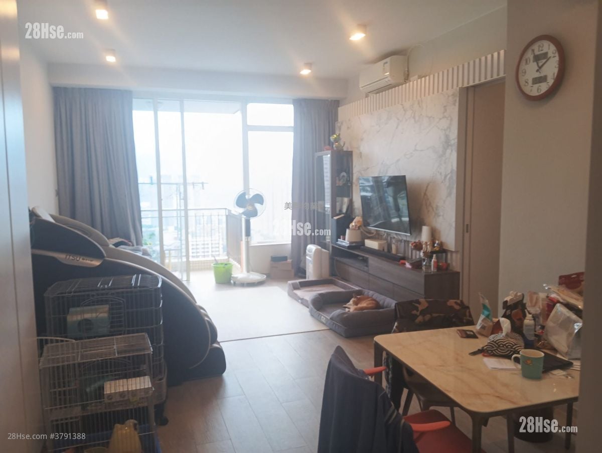 The Grandville Sell 4 Bedrooms , 3 Bathrooms 1,102 ft²