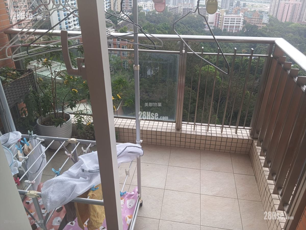 The Grandville Sell 4 Bedrooms , 3 Bathrooms 1,102 ft²