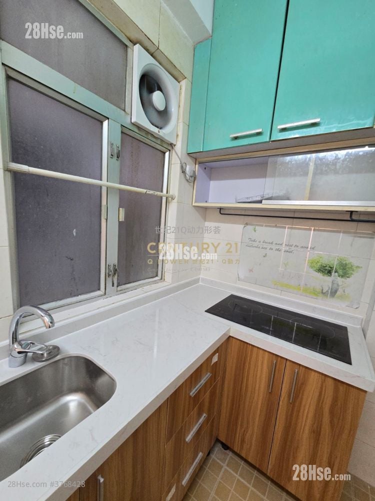 Metro Mansion Rental 2 Bedrooms , 1 Bathroom 341 ft²