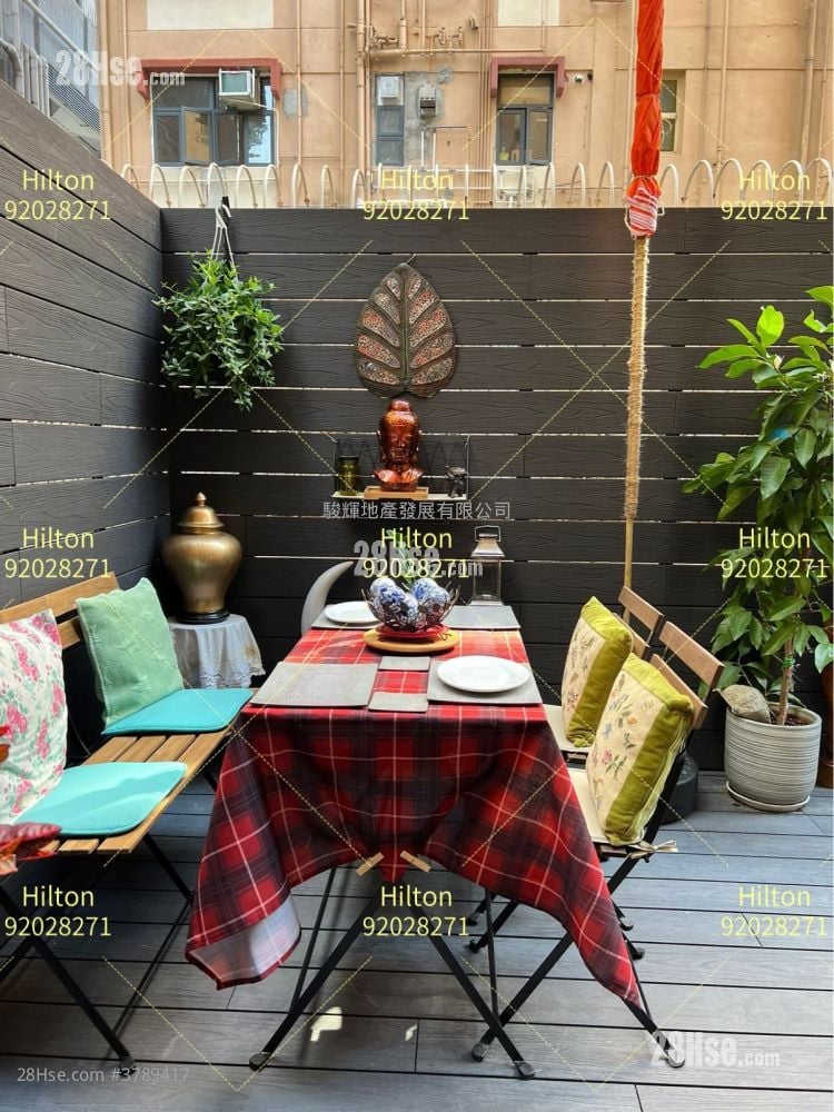 Fulland Court Sell 2 Bedrooms , 1 Bathroom 246 ft²