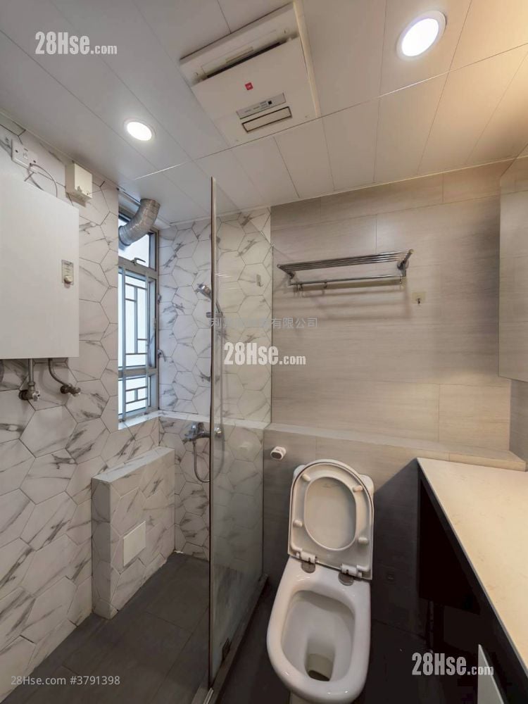 青俊苑 售盘 2 房 , 1 浴室 438 平方尺