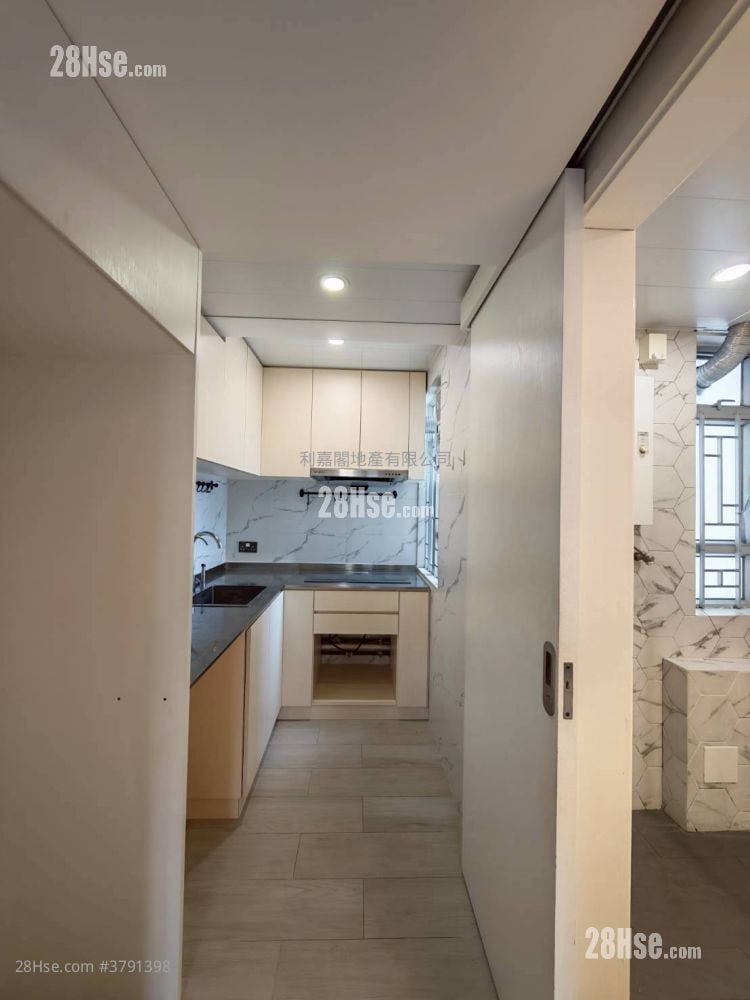 青俊苑 售盘 2 房 , 1 浴室 438 平方尺