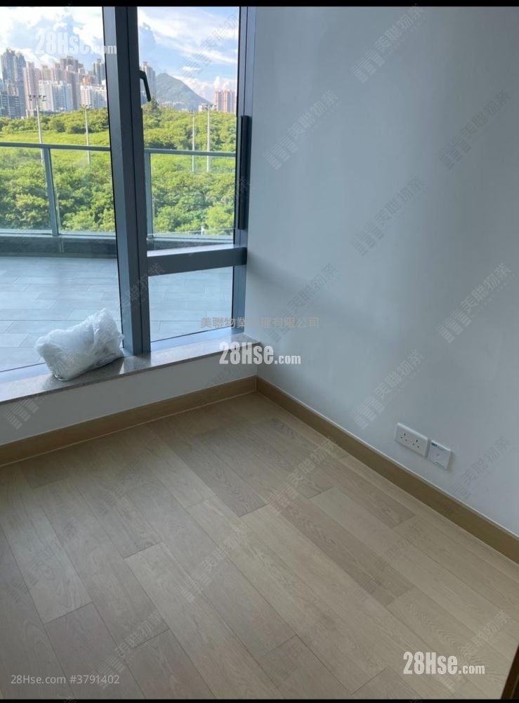 Malibu Sell 2 Bedrooms , 1 Bathroom 555 ft²