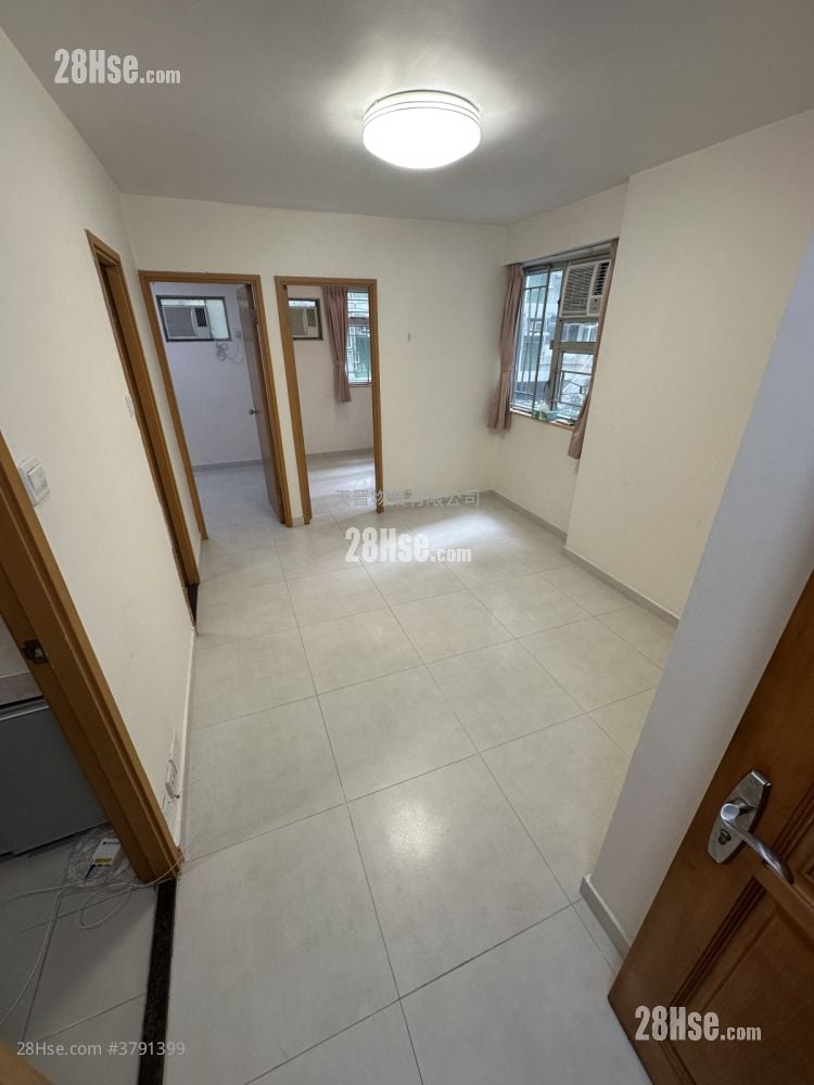 Wyler Garden Sell 2 Bedrooms , 1 Bathroom 336 ft²