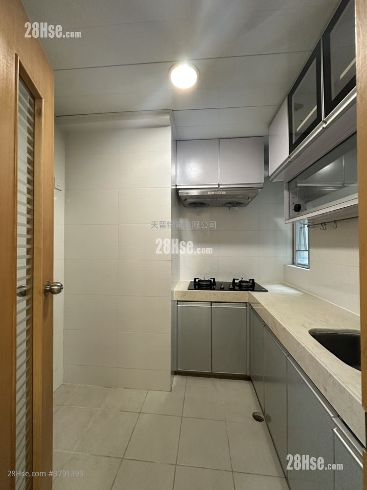 Wyler Garden Sell 2 Bedrooms , 1 Bathroom 336 ft²