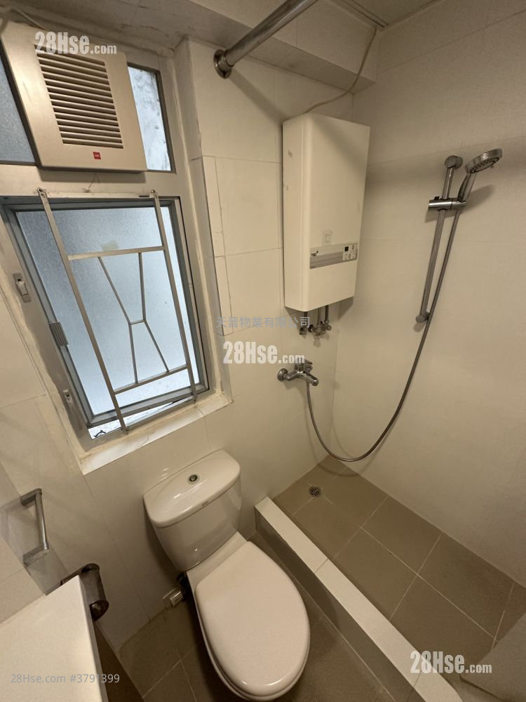 Wyler Garden Sell 2 Bedrooms , 1 Bathroom 336 ft²