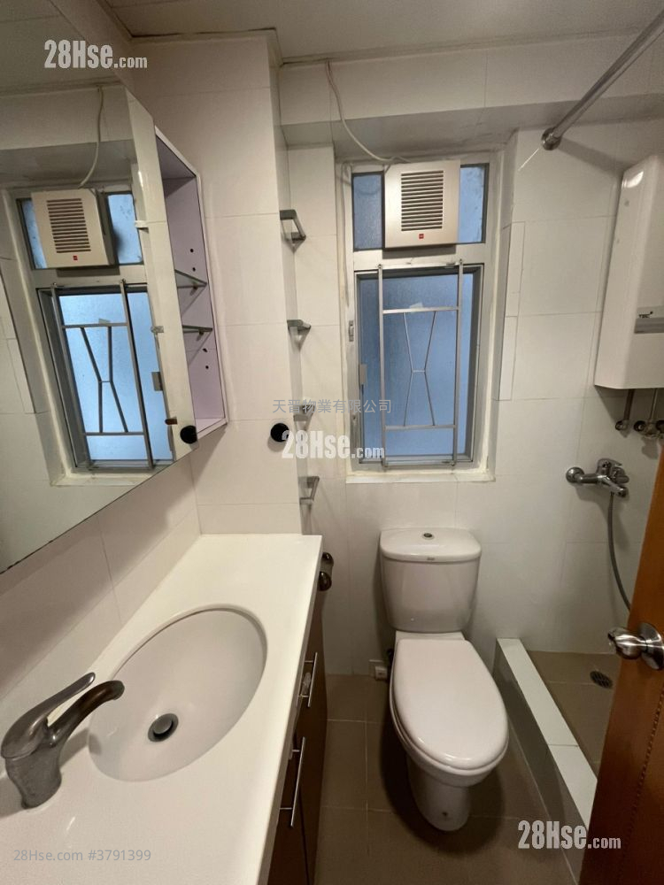 Wyler Garden Sell 2 Bedrooms , 1 Bathroom 336 ft²