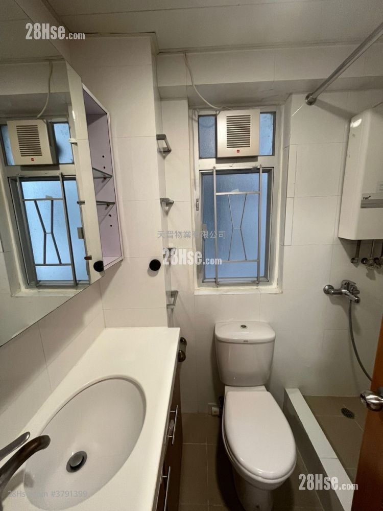 Wyler Garden Sell 2 Bedrooms , 1 Bathroom 336 ft²