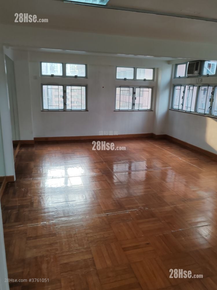 On Luen Building Sell Studio , 1 Toilet