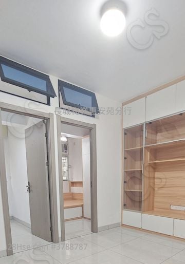 益发大厦 租盘 2 房 , 1 浴室 353 平方尺