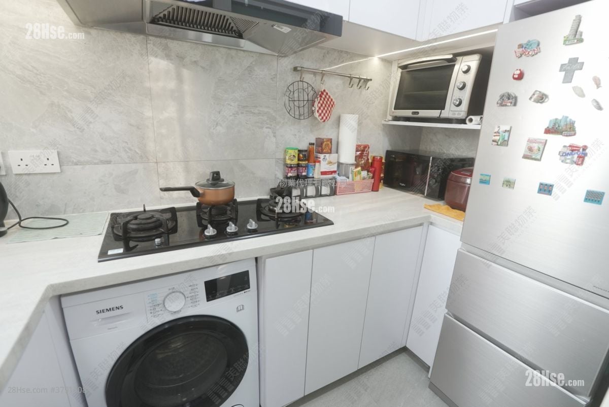 Seaview Crescent Sell 2 Bedrooms 516 ft²