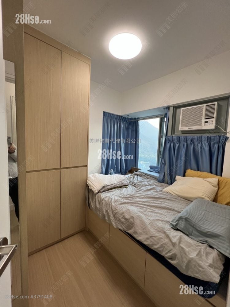 Seaview Crescent Sell 2 Bedrooms 516 ft²