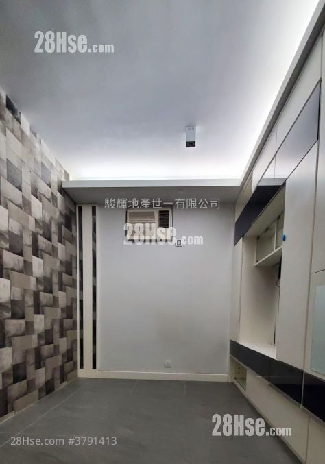 Kwong Shing Building Rental 2 Bedrooms , 1 Bathroom 375 ft²