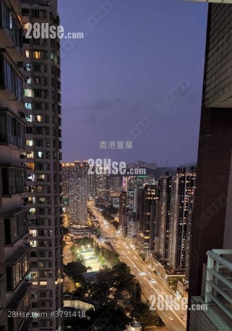 Metro Harbour View Sell 2 Bedrooms , 1 Bathroom 371 ft²