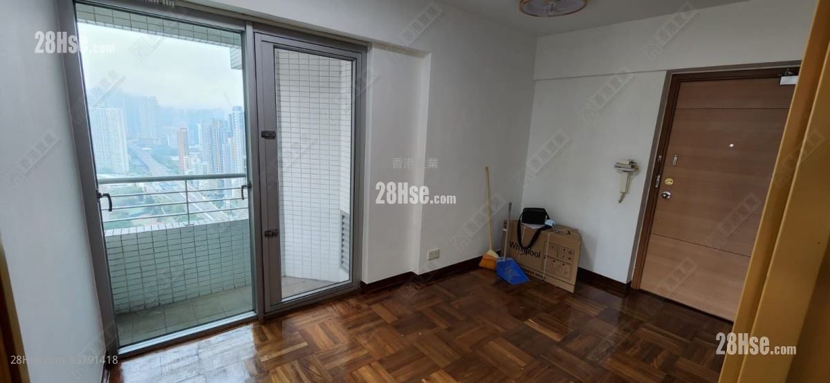 Metro Harbour View Sell 2 Bedrooms , 1 Bathroom 371 ft²