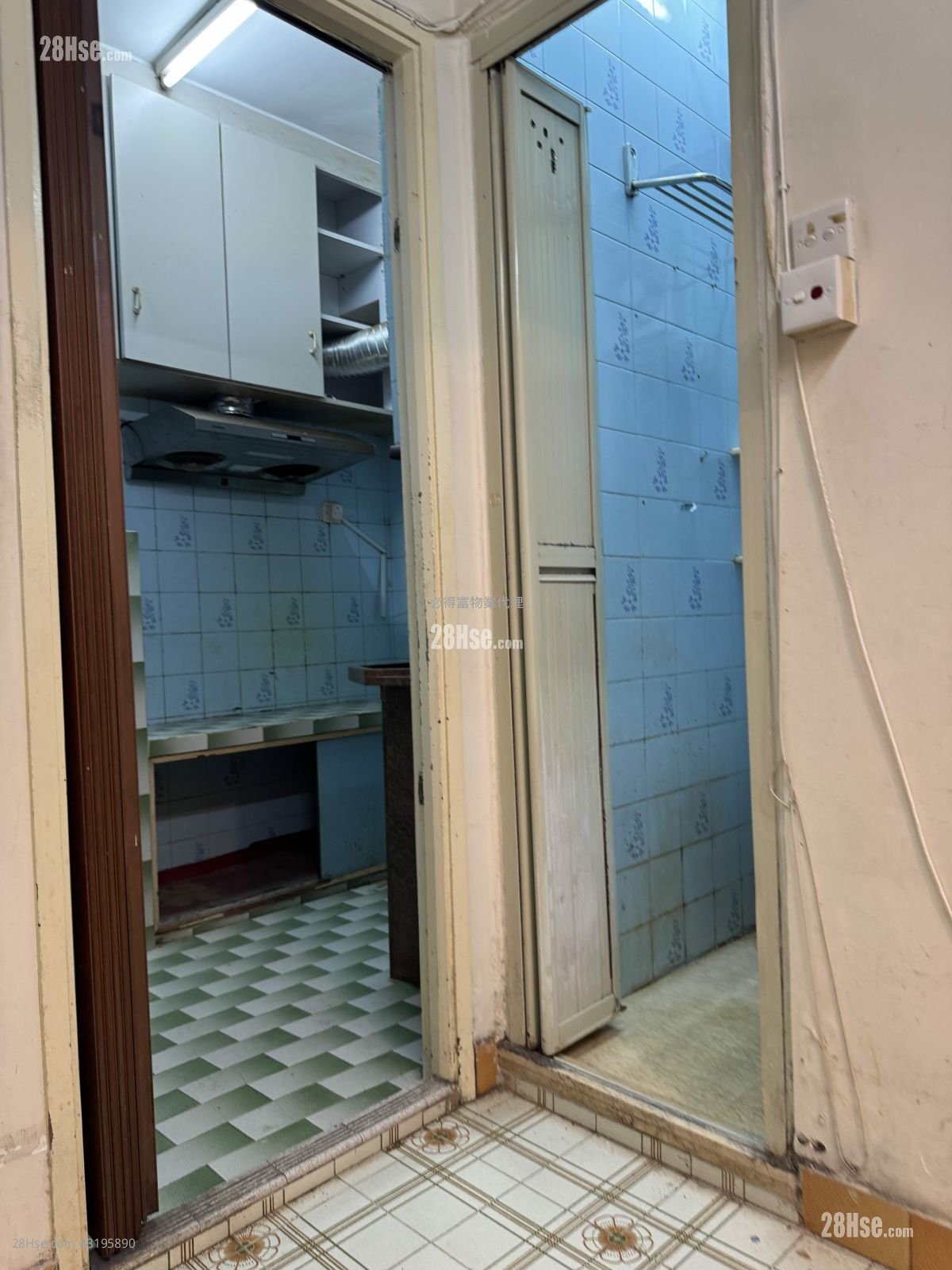 万康大厦 售盘 2 房 , 1 浴室 373 平方尺