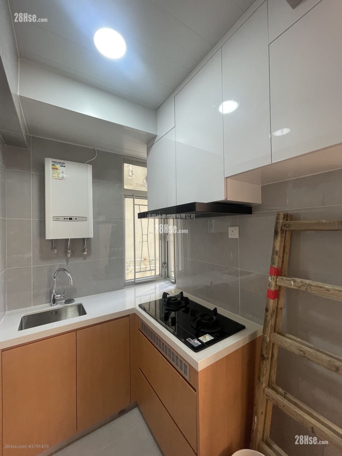 富丽花园 租盘 2 房 , 1 浴室 313 平方尺