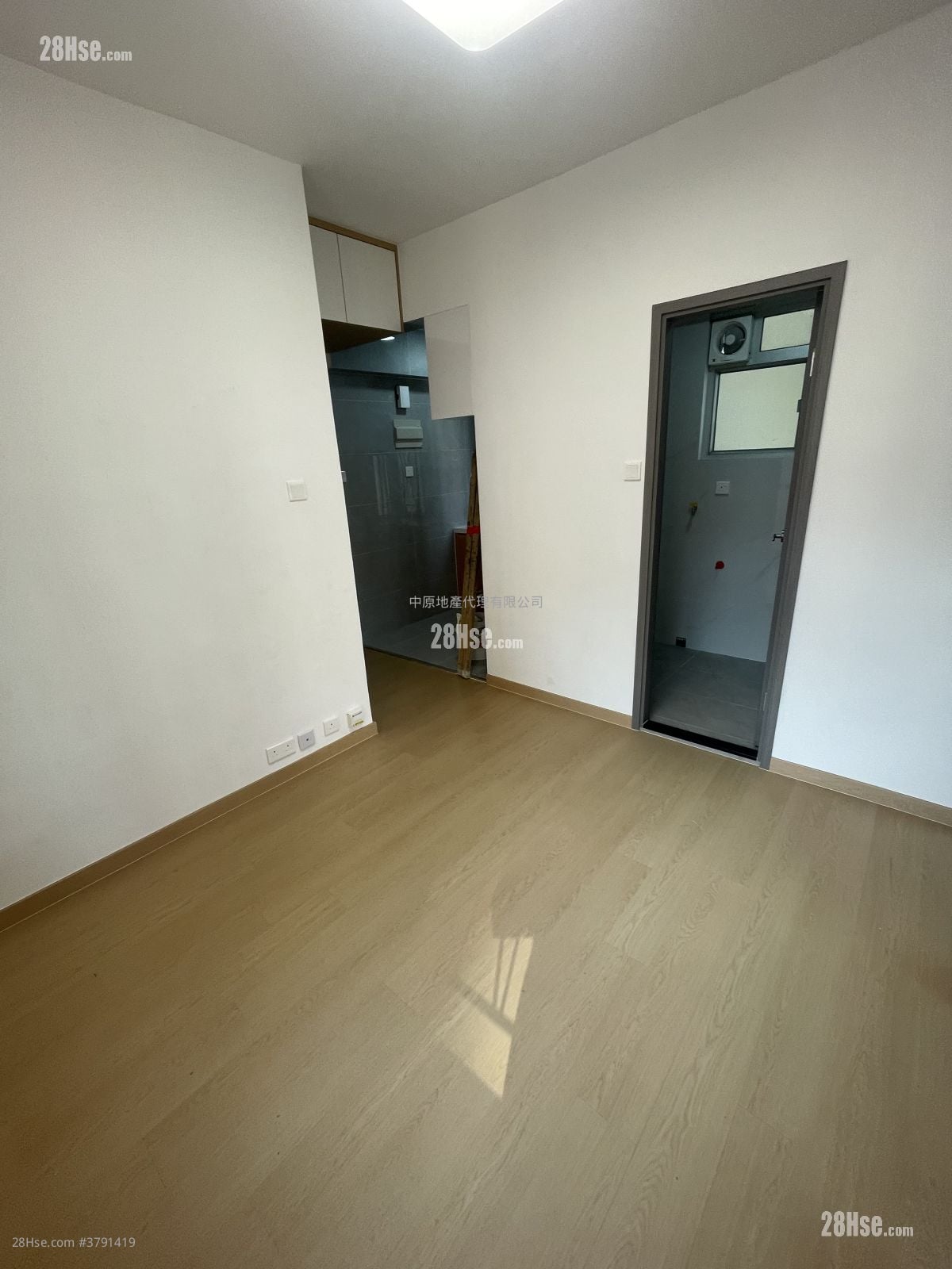 富丽花园 租盘 2 房 , 1 浴室 313 平方尺