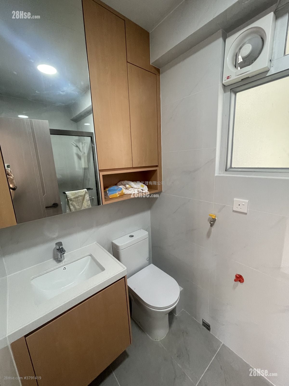 富丽花园 租盘 2 房 , 1 浴室 313 平方尺