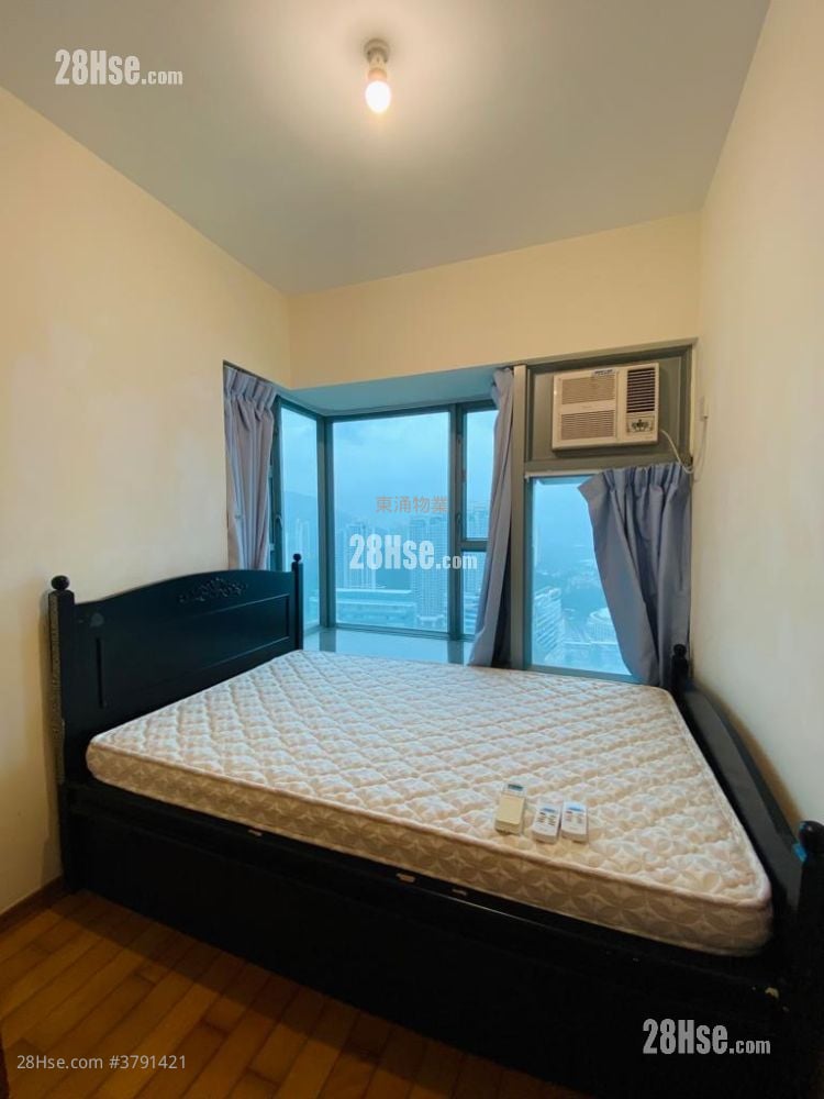 Seaview Crescent Rental 2 Bedrooms , 1 Bathroom 521 ft²