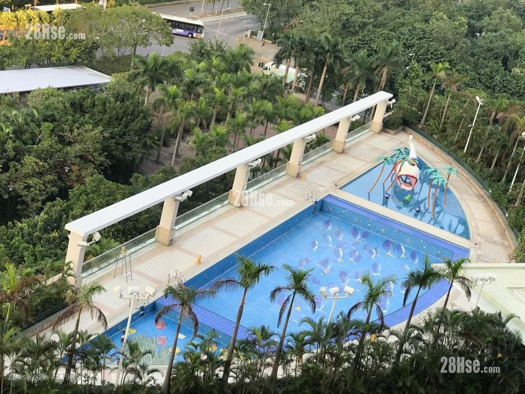 Seaview Crescent Rental 2 Bedrooms , 1 Bathroom 521 ft²