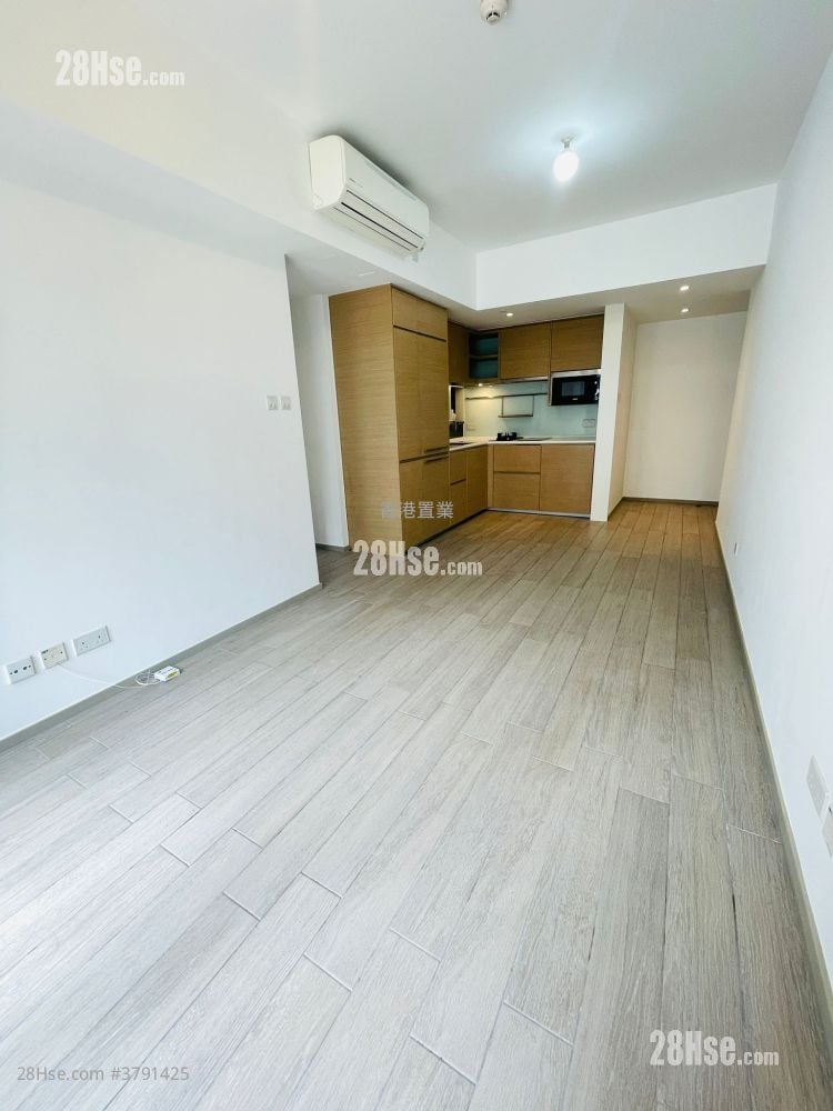 The Wings Rental 2 Bedrooms , 1 Bathroom 541 ft²