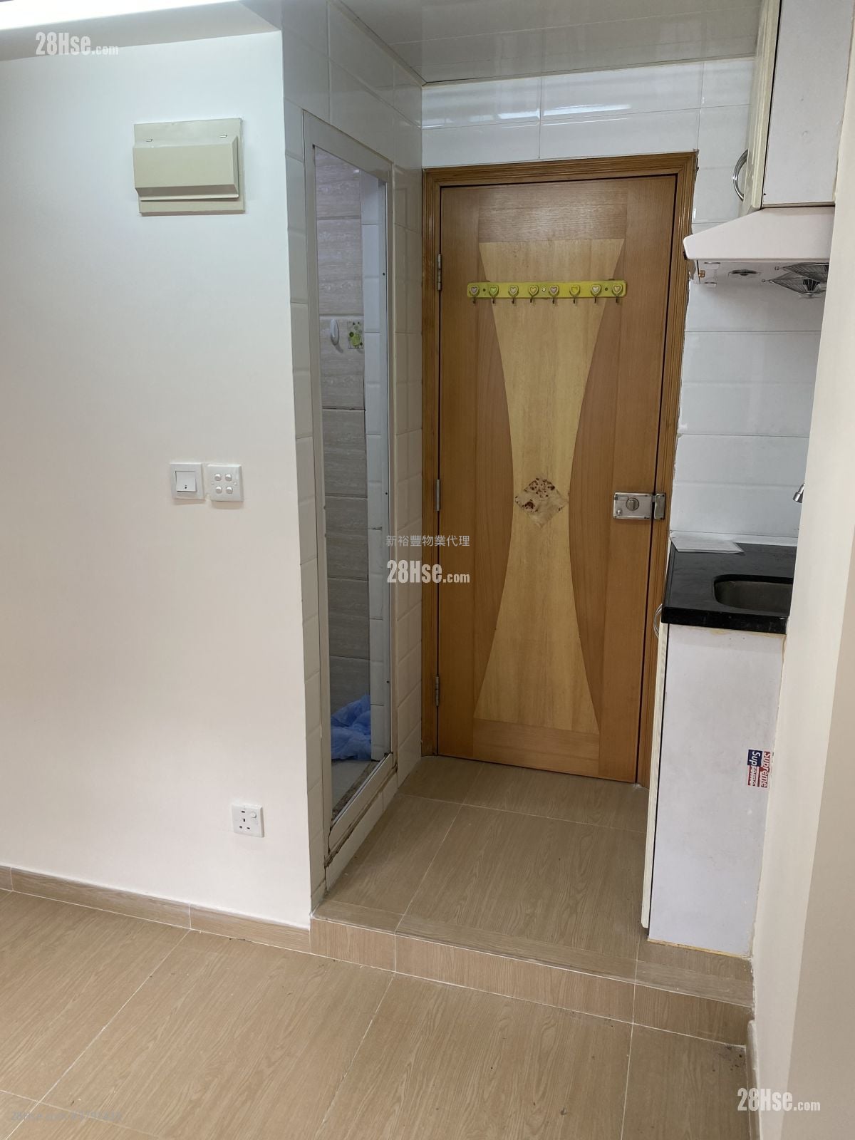 砵兰街302号 租盘 开放式间隔 , 1 浴室 105 平方尺