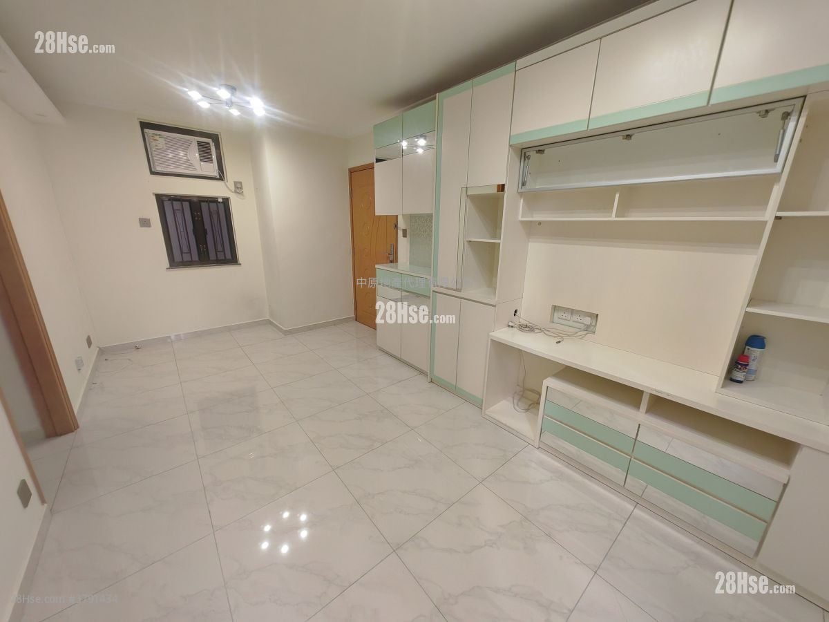 Luk Yeung Sun Chuen Rental 2 Bedrooms 445 ft²