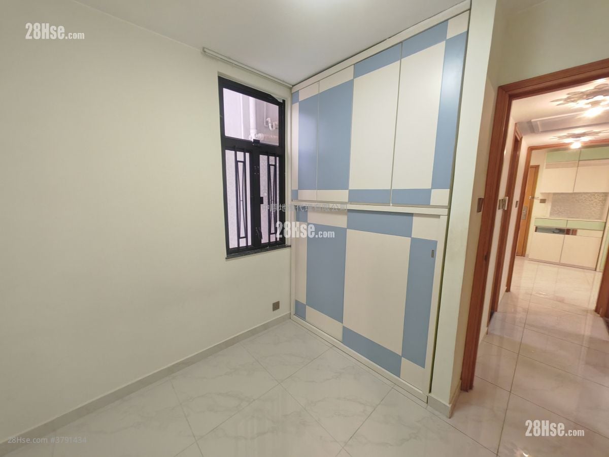 Luk Yeung Sun Chuen Rental 2 Bedrooms 445 ft²