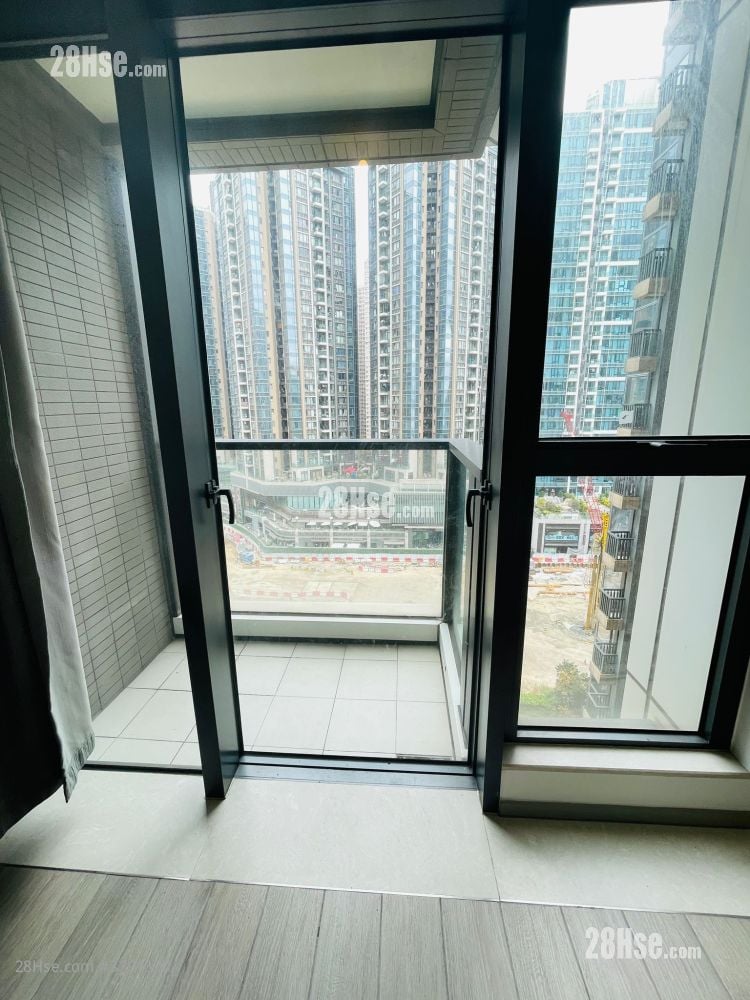 The Wings Rental 2 Bedrooms , 1 Bathroom 541 ft²