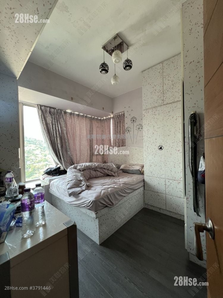 万景峯 售盘 3 房 826 平方尺