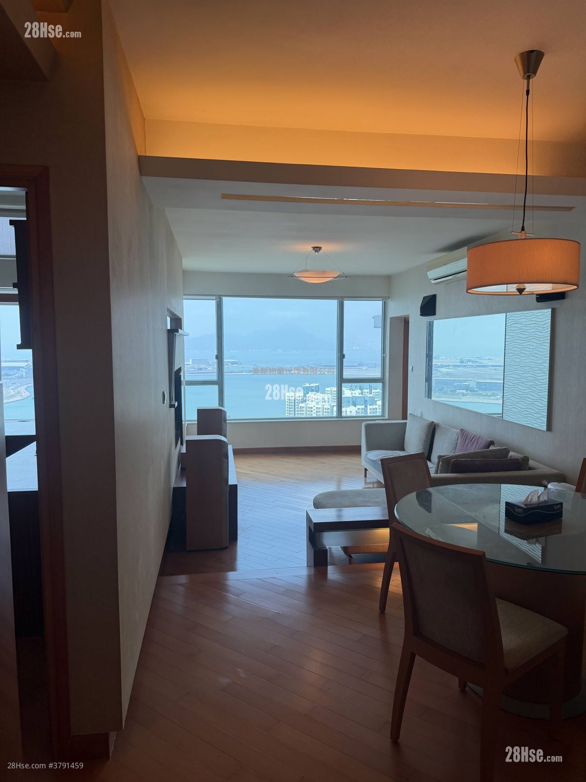 Coastal Skyline Sell 3 Bedrooms 911 ft²