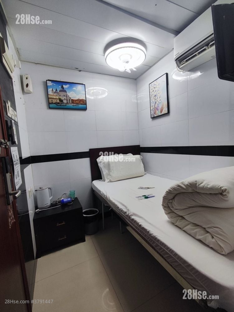 重庆大厦 租盘 5+ 房 , 5+ 浴室 80 平方尺