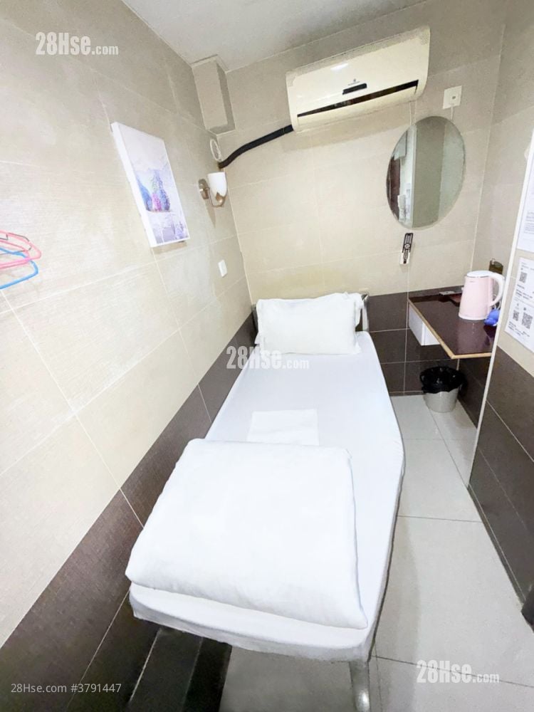 重庆大厦 租盘 5+ 房 , 5+ 浴室 80 平方尺