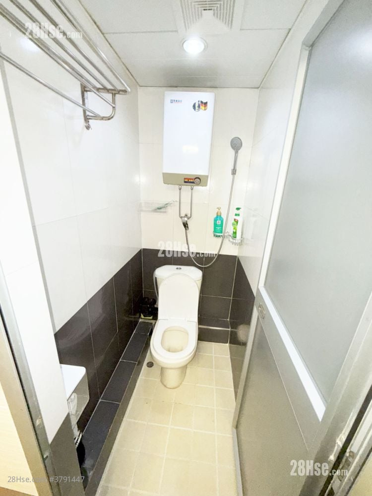 重庆大厦 租盘 5+ 房 , 5+ 浴室 80 平方尺